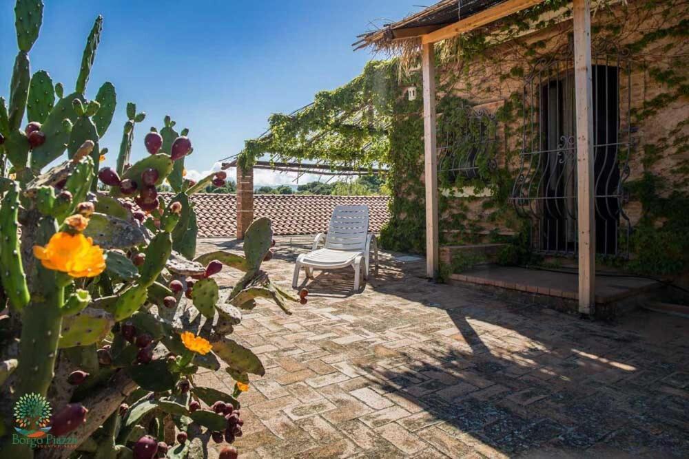 Borgo Piazza Bed & Breakfast Catanzaro Bagian luar foto