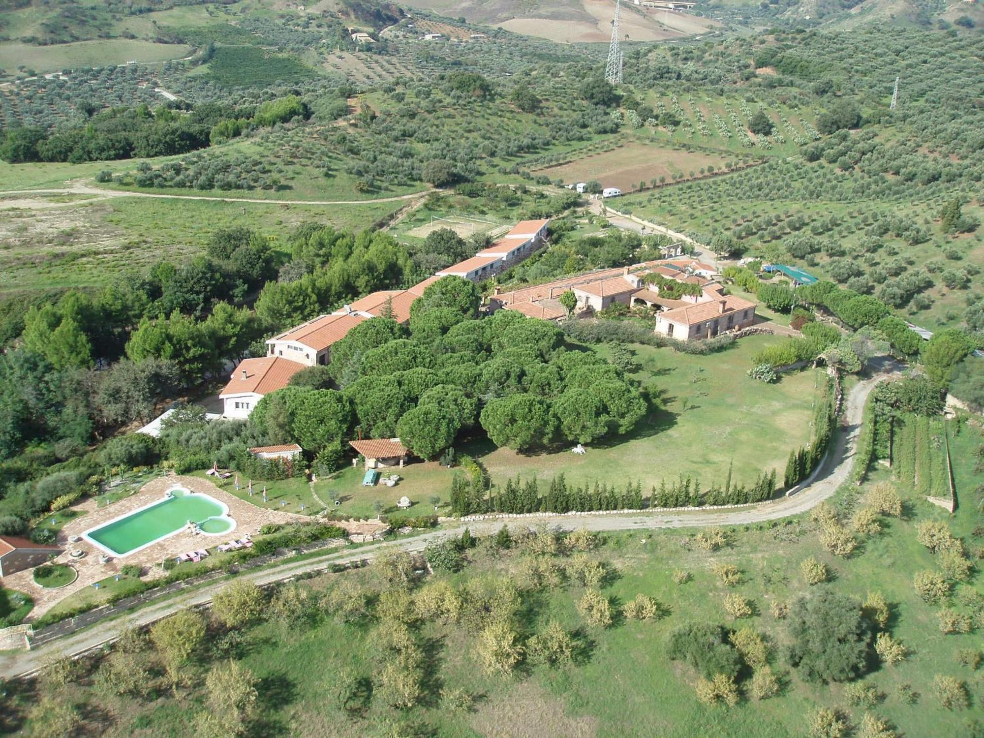 Borgo Piazza Bed & Breakfast Catanzaro Bagian luar foto
